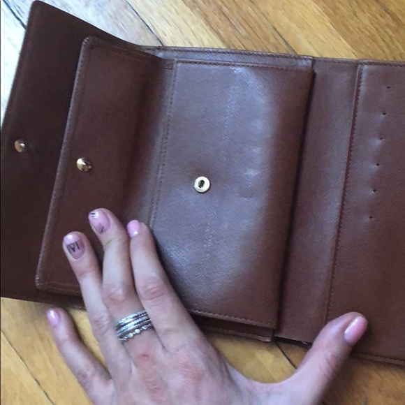 LV wallet - Picture 4 of 8